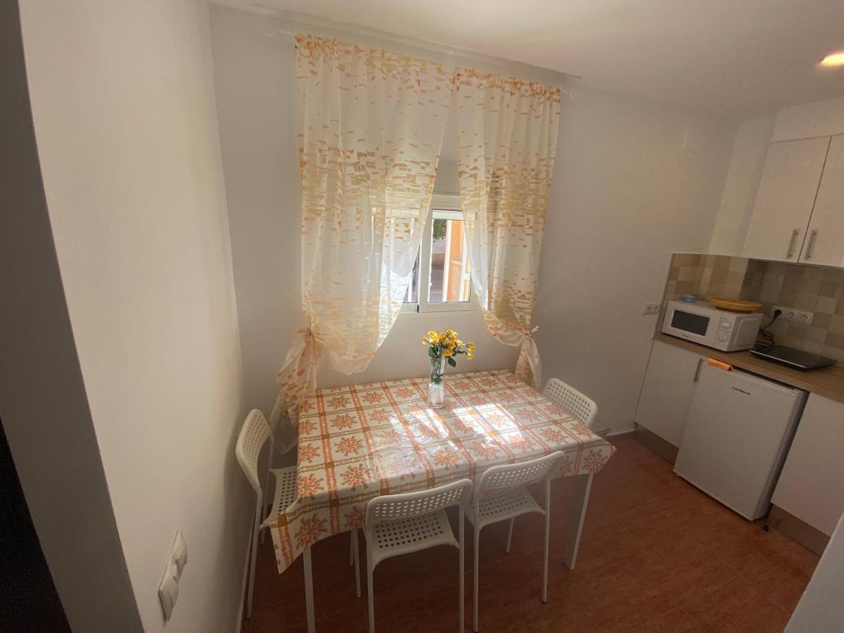 Habitaciones Con Bano Y Cocina Privada 발렌시아 외부 사진