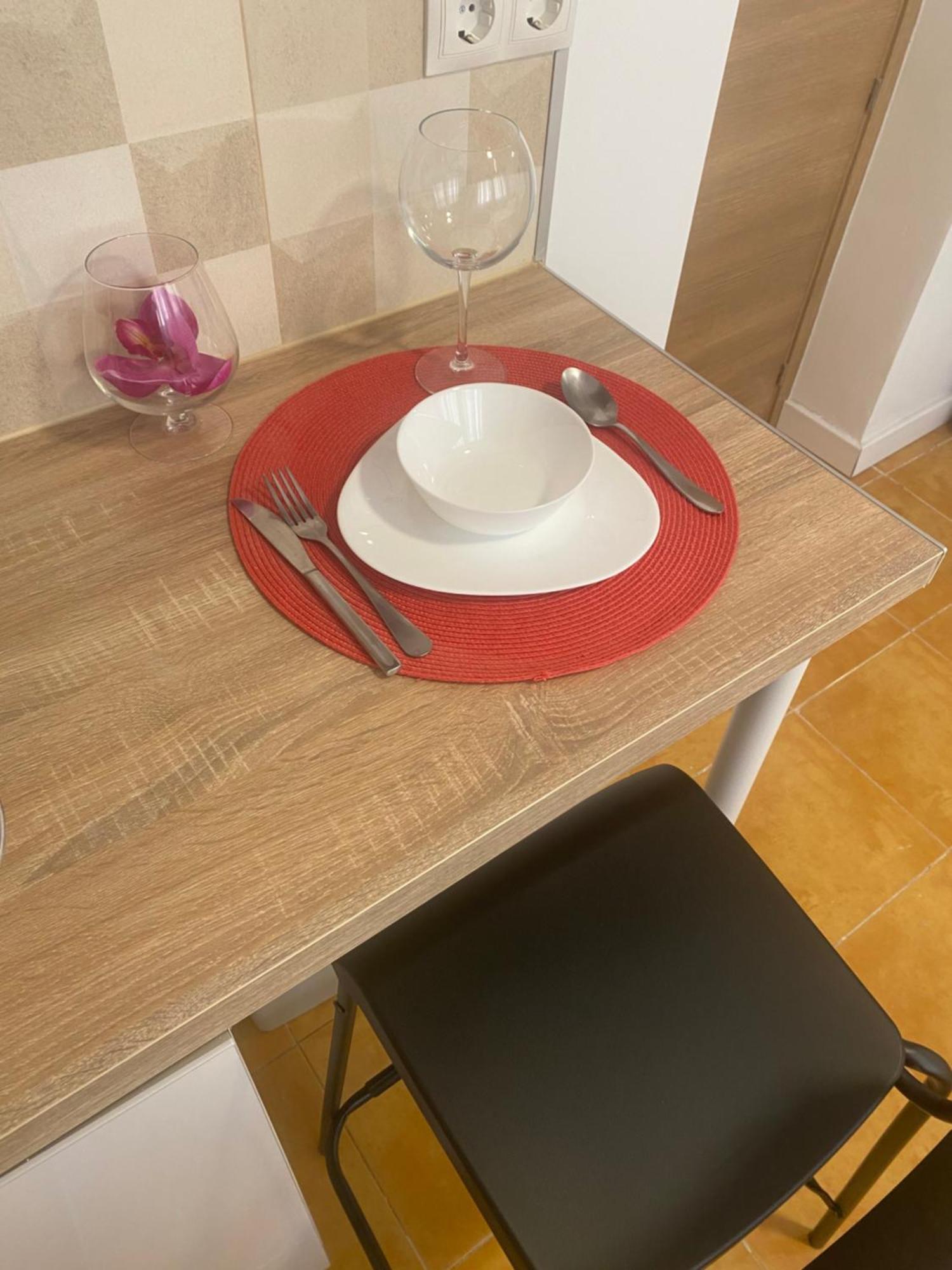 Habitaciones Con Bano Y Cocina Privada 발렌시아 외부 사진