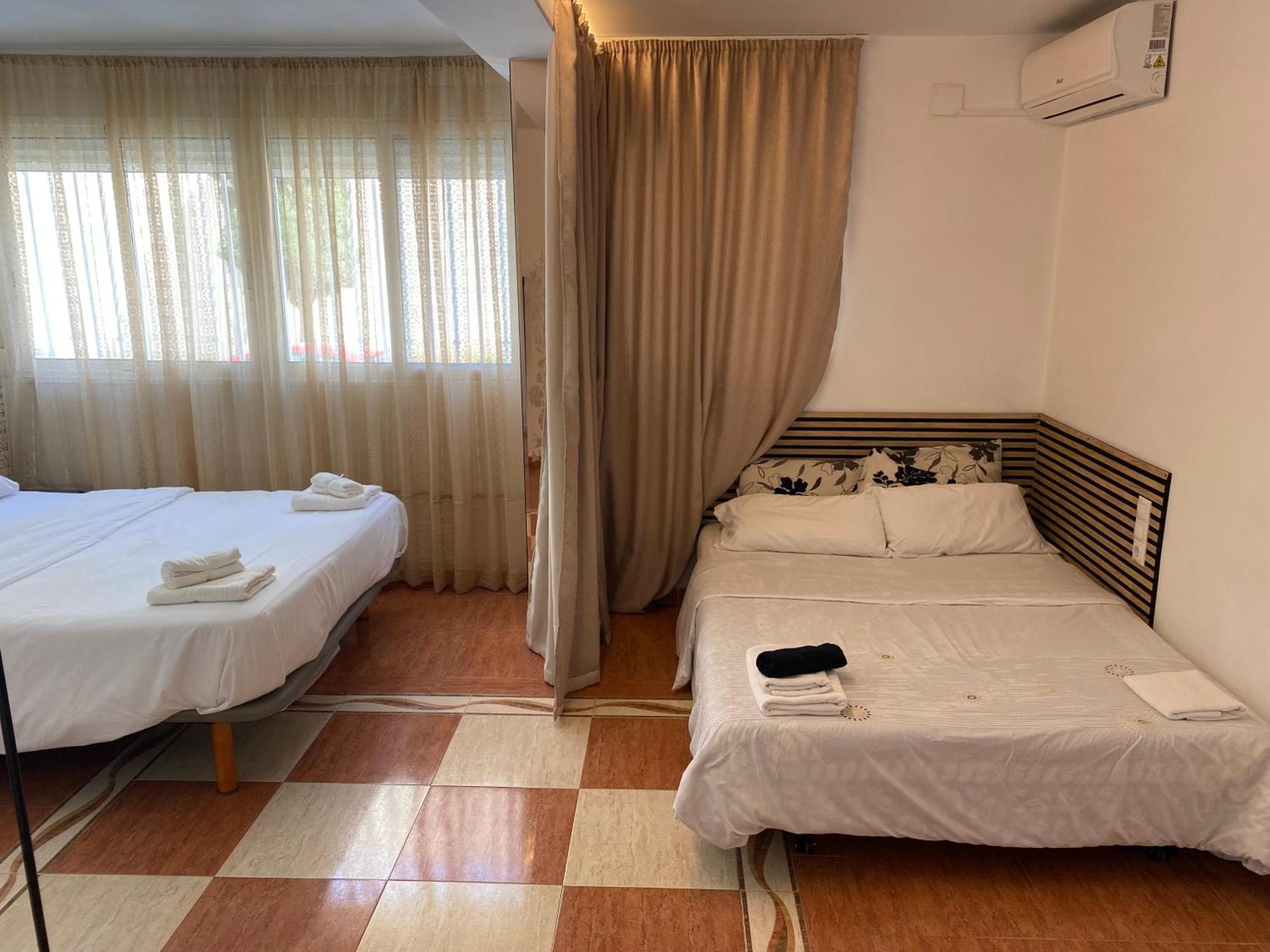 Habitaciones Con Bano Y Cocina Privada 발렌시아 외부 사진